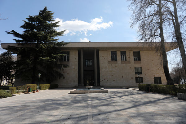 مجموعه فرهنگی تاریخی نیاوران