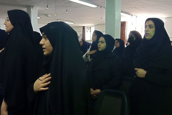 برگزاری نمایشگاه مدرسه انقلاب در بهارستان ۲