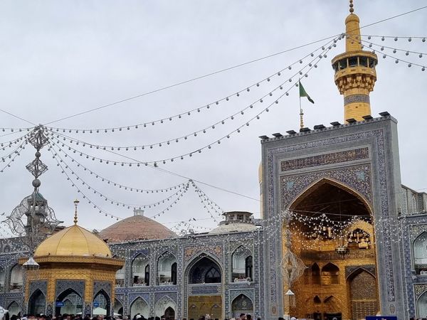 حضور دانش آموزان زیارت اولی استان اصفهان در مشهدمقدس 