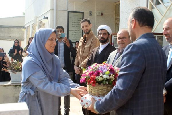 بانگ سپاس معلم در مدارس گلوگاه 