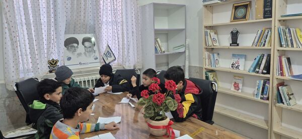 هم اندیشی انجمن خبرنگاری پسران کانون لقمان کاشمر