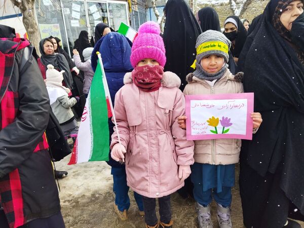 راهپیمایی یوم الله ۲۲ بهمن در شهر راز
