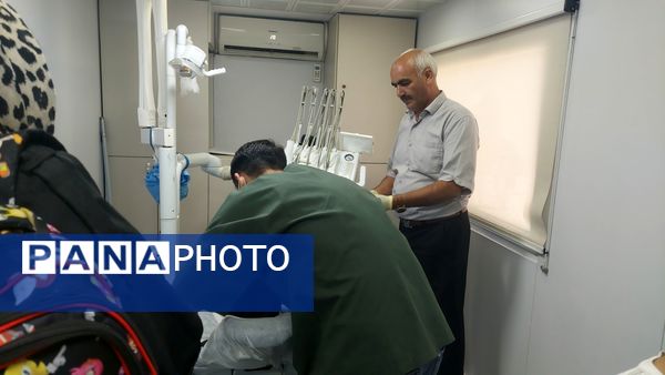 ارائه خدمات دندانپزشکی رایگان برای دانش‌آموزان مناطق کم برخوردار محمدشهر و ماهدشت کرج