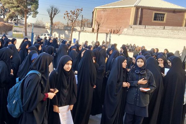 مسابقات قرآن، عترت و نماز دانش‌آموزان دختر منطقه کهریزک 