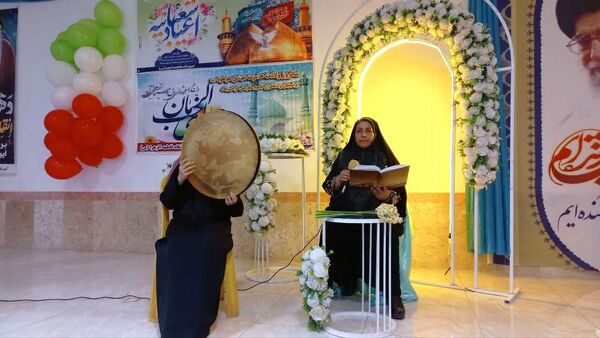 جشن میلاد منجی؛ تجلی نور امید
