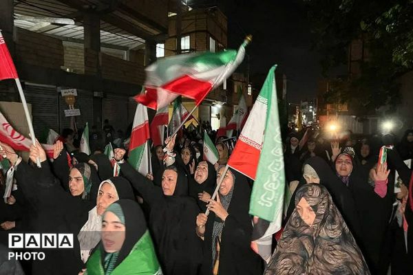 صدای پرتاب موشک‌های دستساز و کاغذی ملت ایران هراسی در دل دشمنان وطن