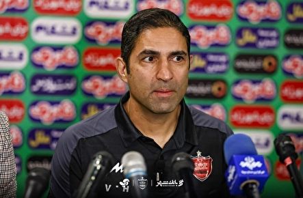 انتقاد هاشمیان از چمن ورزشگاه تختی؛ بازیکن بزرگ  دنیا
خواستار پیوستن به پرسپولیس 