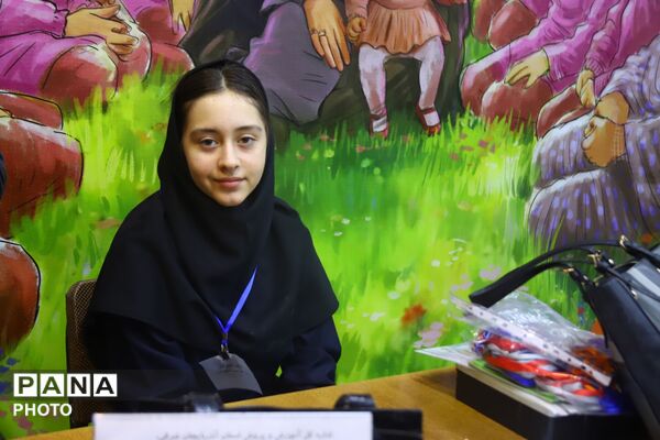 موکب آموزش و پرورش در تجمع مردمی پژوهشسرای دانش آموزی شد