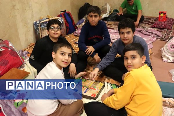  شبی به یادماندنی برای دانش آموزان دبیرستان شهید دکتر رمضانخانی یزد