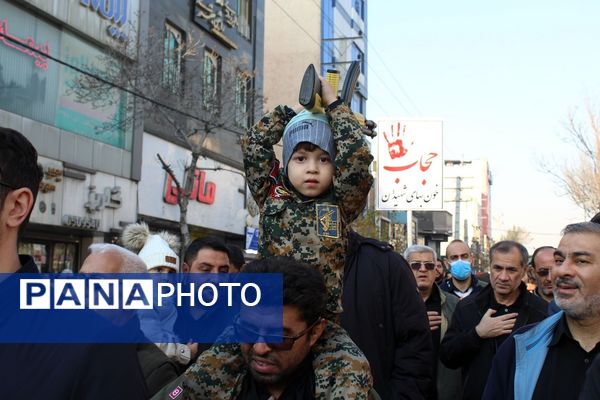 مراسم تشییع پیکر پاک شهدای‌ گمنام در فردیس 