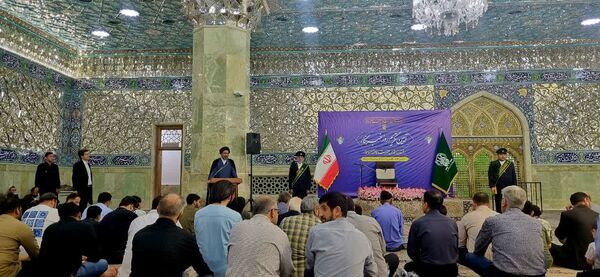 غبارروبی حرم حضرت معصومه(س) با حضور اصحاب رسانه