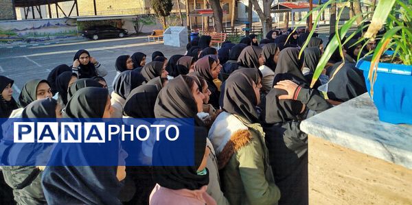 بازدید نماینده مجلس شورای اسلامی منطقه ترشیز از دبیرستان حضرت معصومه (س) شهرستان خلیل‌آباد