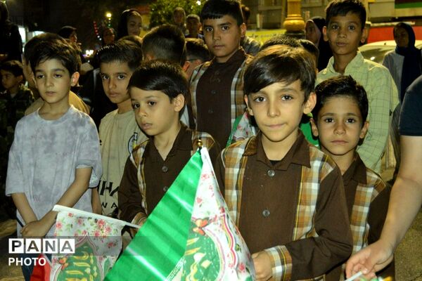 حضور فعال دانش‌آموزان دبستان شهید فهمیده در موکب شهدای دانش‌آموز ورامین