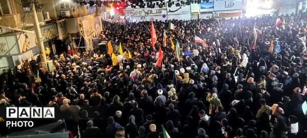 میدان لاله نظرآباد پاتوق دلدادگان رهبر