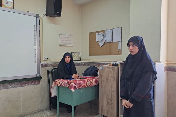  مسابقات قرآن و عترت دانش‌آموزی با حضور پرشور آینده‌سازان