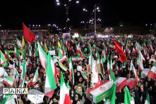 مراسم باشکوه اربعین شهادت رهبر شهید انقلاب اسلامی وشهدای میناب