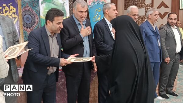 نشست خبری مدیرکل کمیته امداد امام خمینی (ره) با خبرنگاران و اصحاب رسانه