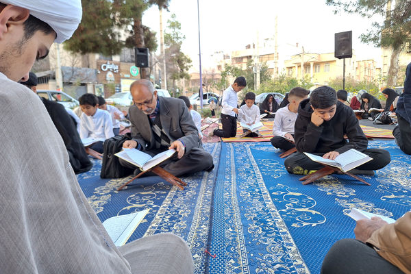 طعم شیرین افطار ساده در پارک قدوسی شیراز