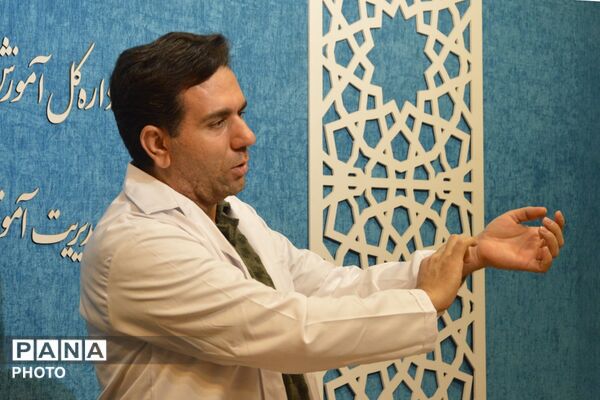 اجرای طرح شمیم ویژه معاونین و مربیان پرورشی در بهارستان‌دو