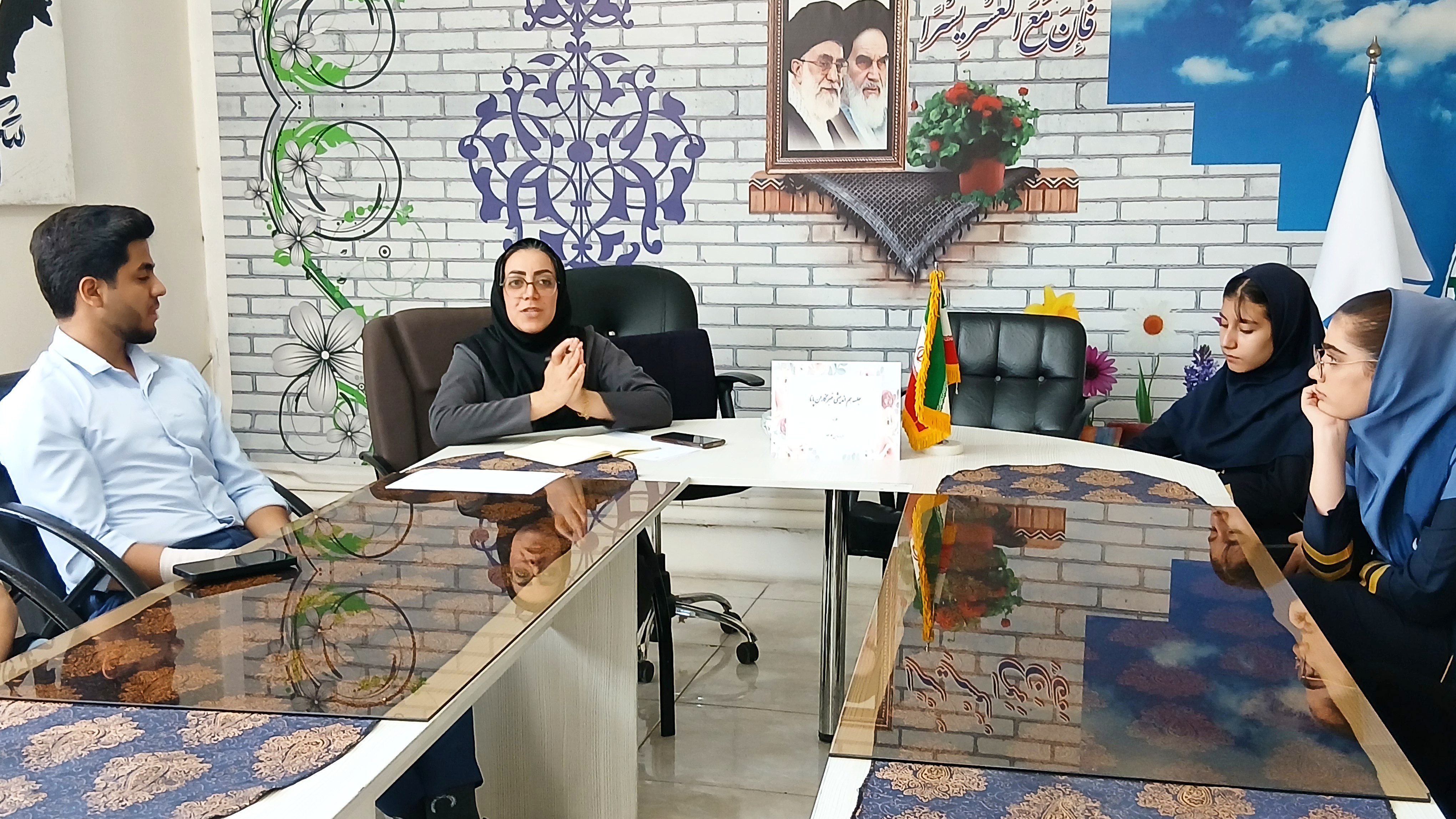 برگزاری جلسه هم‌اندیشی دانش‌آموزخبرنگاران پانا ملارد با محوریت بررسی چالش‌های رسانه‌ای