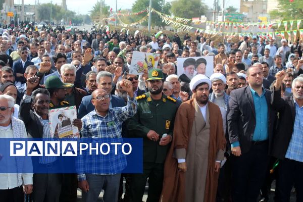 حماسه‌آفرینی فرهنگیان و دانش‌آموزان کهنوجی در جشن سالگرد انقلاب اسلامی