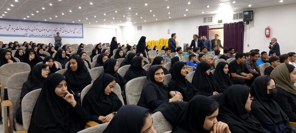 همایش راه روشن در شهرستان خلیل آباد 