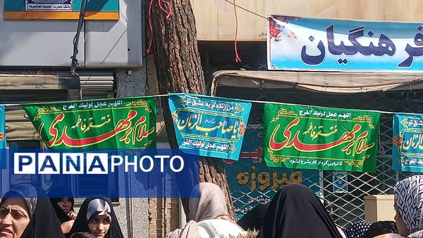 برپایی غرفه‌های فرهنگی به مناسبت میلاد امام زمان (عج) در نیشابور 