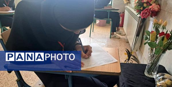 رقابت دانش‌آموزان میانکوه در امتحانات نوبت دوم