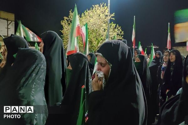 جوشش غیرت انقلابی مردم شهر بار در  اجتماعات شبانه