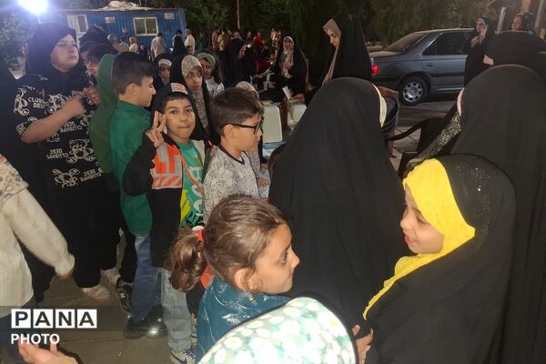 برای حفظ ایران، سنگر ما خیابان