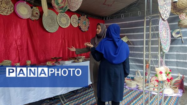 جشنواره مغ مهرگان جشن خرما و فرهنگ در حاجی‌آباد