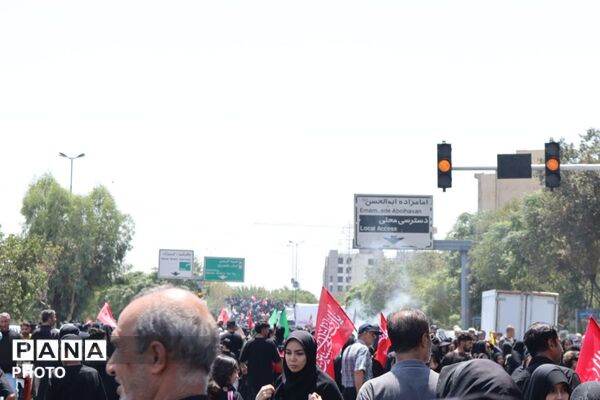 جاماندگانِ همیشه همراه؛ طنین فریاد «لبیک یا حسین» در مسیرهای عاشقی