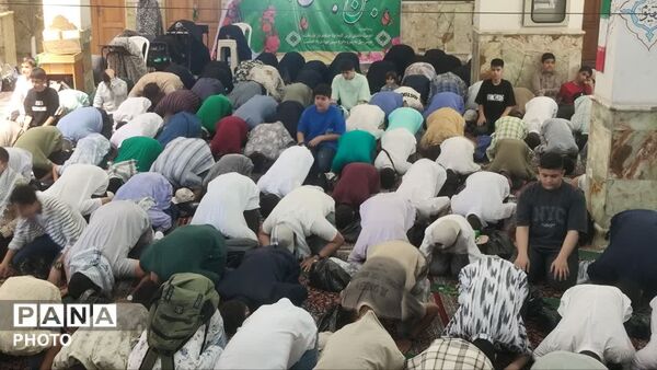 جشن تکلیف نوجوانان نوجهاد منطقه ۱۰