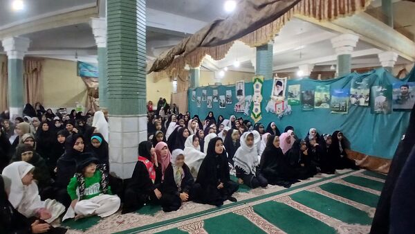 دختران باخرزی در خلوت اعتکاف با خدا