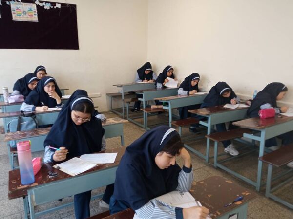 مرحله دوم آزمون سنجش عملکردی دانش‌آموزان دوره اول متوسطه، در منطقه ۱۴ تهران