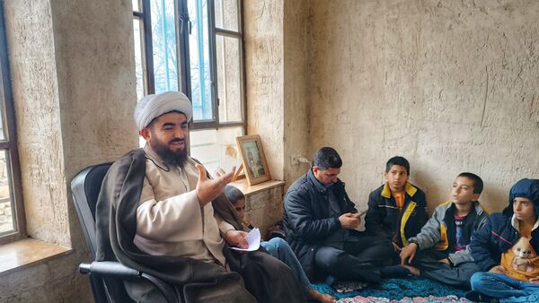 جلسات تفسیر قرآن در منازل مردم شهرستان مارگون