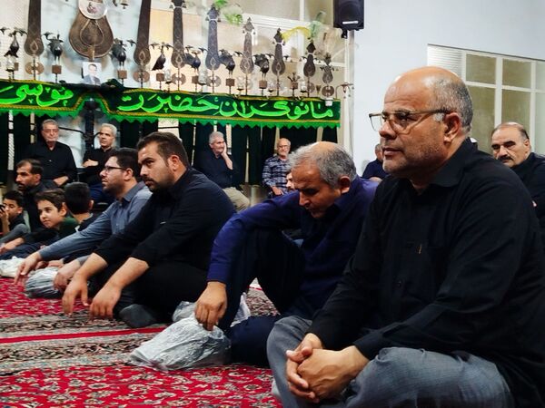 کاشمر، پرچم‌دار عزای حسین (ع)