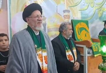 استقبال مردم کهک از کاروان «زیر سایه خورشید»