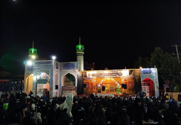 مراسم شب عاشورا  در گلزار شهدای نیشابور