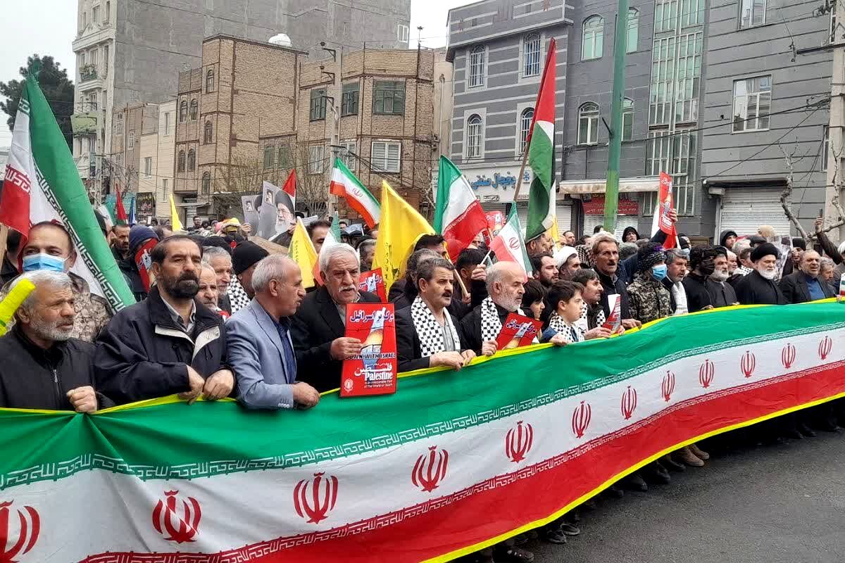 تجدید پیمان مردم ولایتمدار بهارستانی با سومین رهبر انقلاب در روز قدس