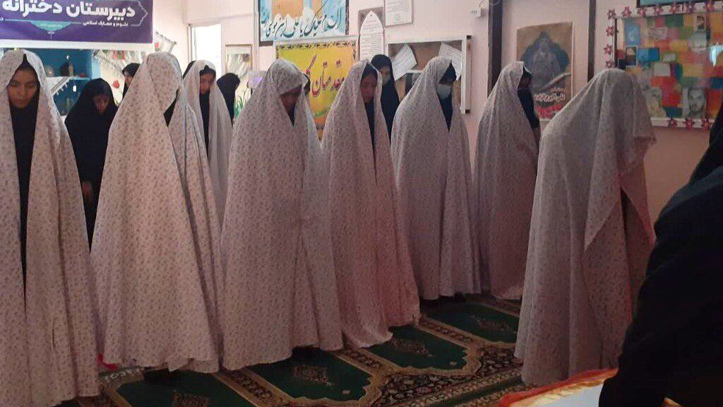 مدرسه مهم‌ترین کانون شکل‌گیری شخصیت دینی و اخلاقی نوجوانان است