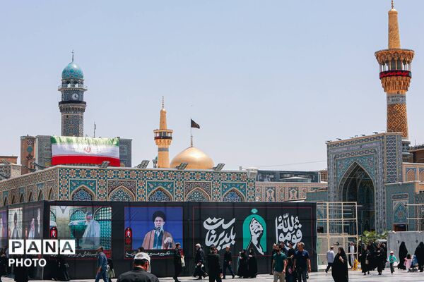 آماده‌سازی حرم مطهر رضوی در آستانه تشییع رهبر شهید انقلاب
