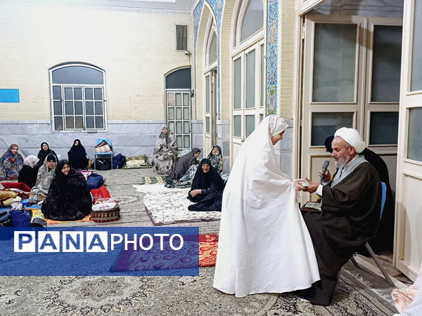 اعتکاف رمضانیه نوجوانان در قم