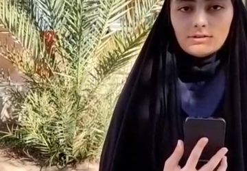 مراسم تجلیل از برگزیدگان مسابقات قرآن و عترت با حضور خانواده شهید علی وردی در مهریز