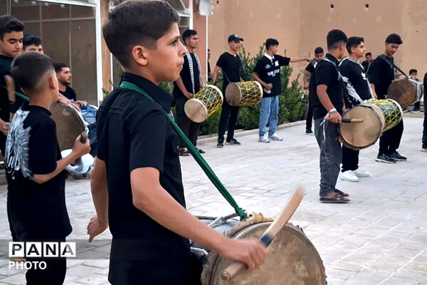 سوگواره احلی من العسل در نجف آباد