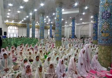 2 هزار دانش‌‌‌آموز دختر مینابی رسیدن به سن تکلیف خود را جشن گرفتند