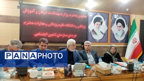 حضور معاونان وزارت بهداشت و مسئولان کشوری در شهرستان قروه