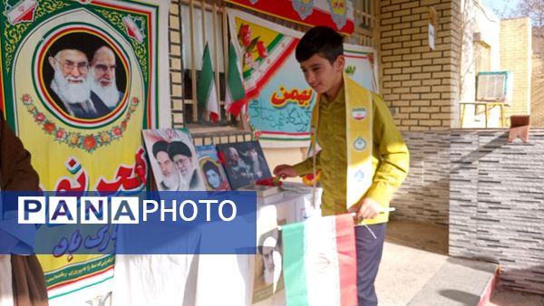 طنین زنگ انقلاب در مدرسهٔ شهید صادقی باخرز