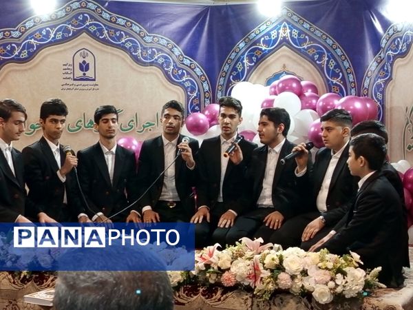 قاب‌های دانش‌آموزی در نمایشگاه قرآن و عترت مصلی تبریز