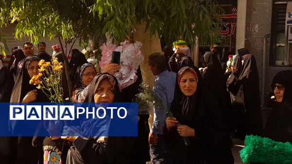 حرکت کاروان نمادین ورود حضرت معصومه(س) به قم